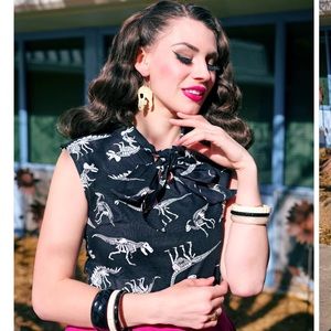 COPY - Retrolicious Black Glow in the Dark Fossils Bow Top - 3X